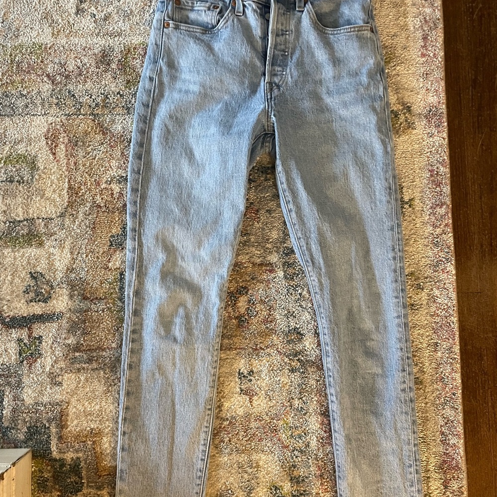 Levi skinny jeans! perfect condition
